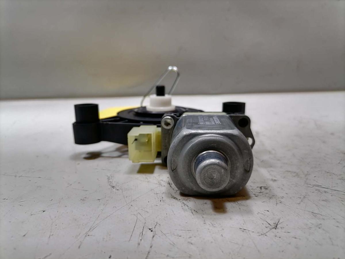 VW Golf 8 original Fensterhebermotor vorn links Bj.2024